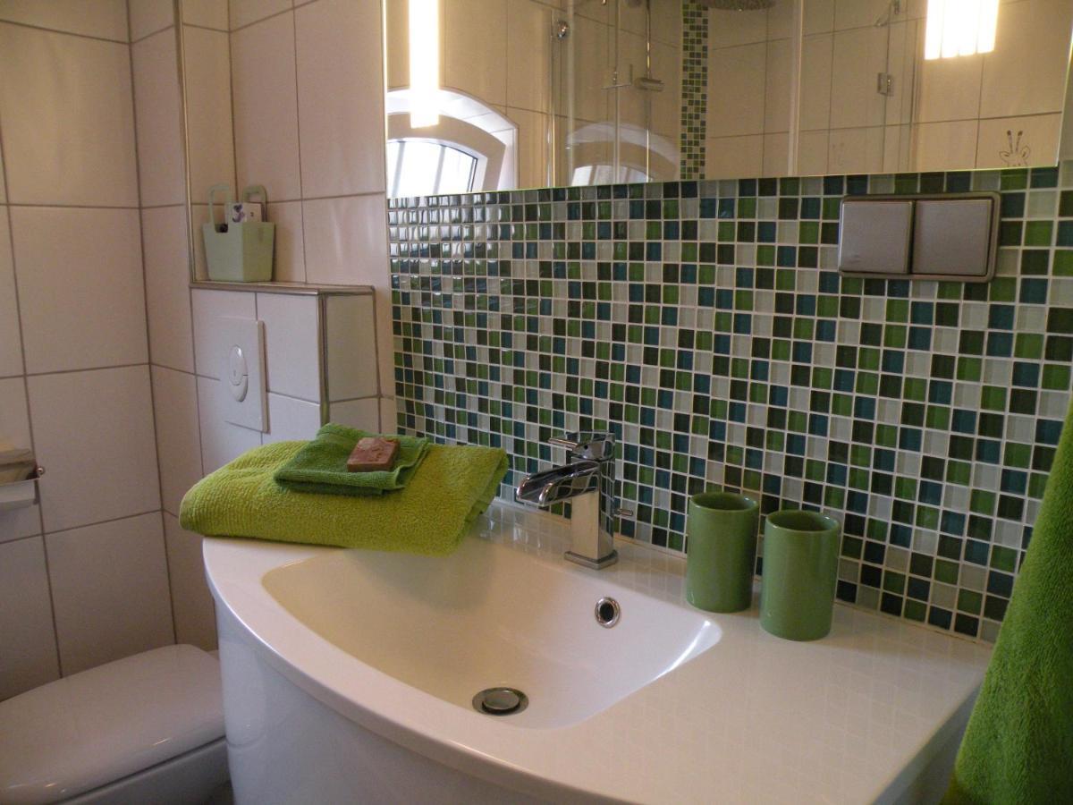 Apartment Vier Jahreszeiten Pilsum Krummhörn Esterno foto