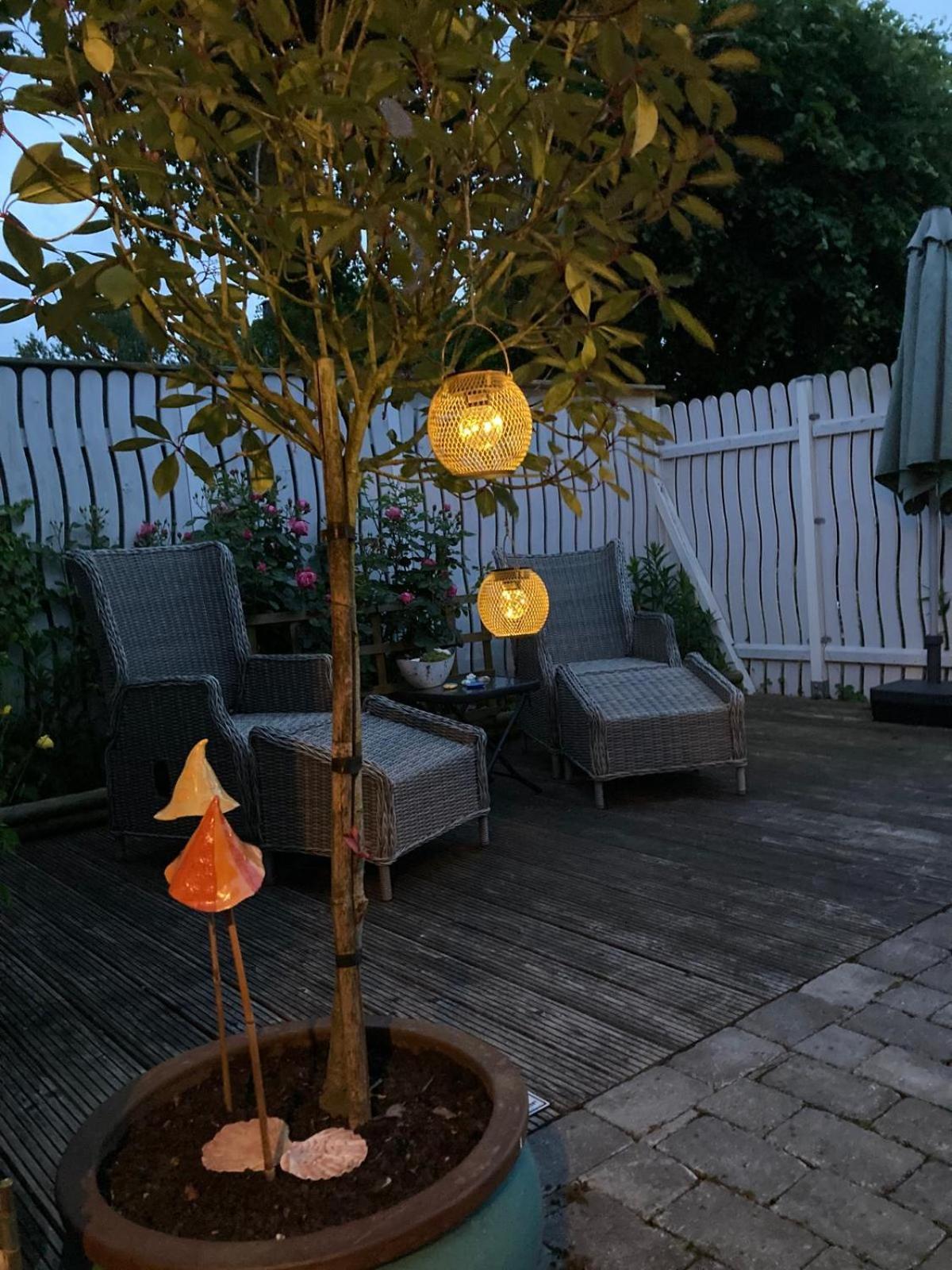 Apartment Vier Jahreszeiten Pilsum Krummhörn Esterno foto